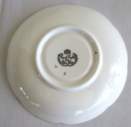 Royal Grafton 1530 Wild Flower Black & Gold Cup & Saucer Scallop Edges with Gold - Picture 12 of 16