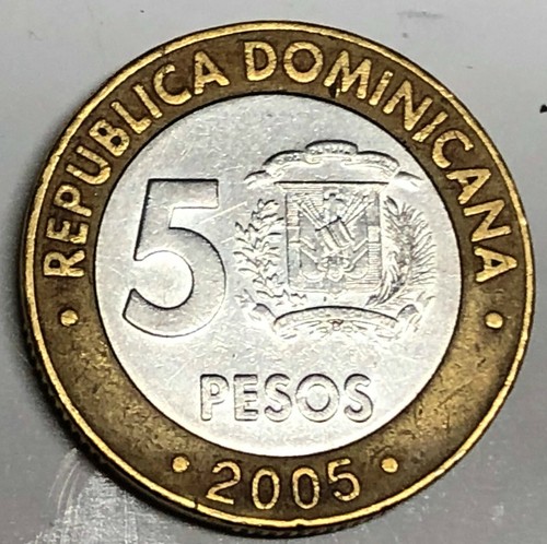 # C4466 DOMINICAN REPUBLIC COIN, FIVE PESOS 2005 - Picture 2 of 2