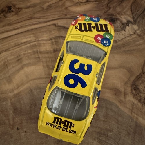 2000 Ken Schrader #36 M&Ms Pontiac 1:64 Nascar Diecast - Picture 8 of 10