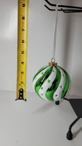 Christmas Light Up Ornament Green&White - Picture 13 of 13