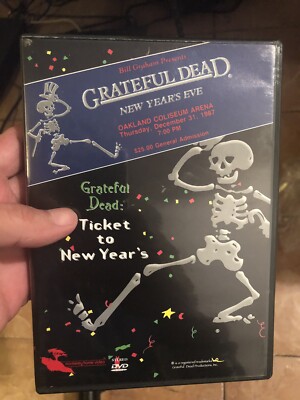 (未使用･未開封品)Ticket to New Year&#39;s [DVD] s-l400.jpg
