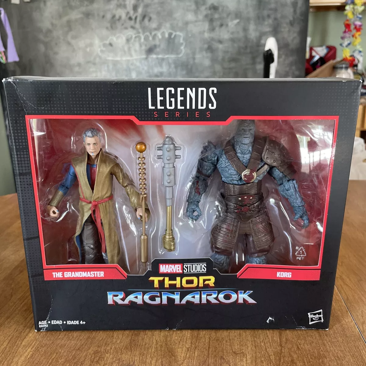 Marvel Legends 80Th Anniversary (Thor Ragnarok) Grandmaster e Korg