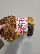 Lion Brand Yarn That '70s Yarn 3.5 Oz Shagadelic Style 1 Skein