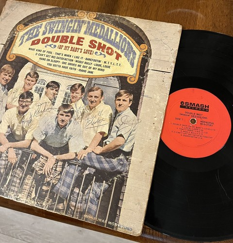 The Swingin Medallions LP SIGNED ALL Members 3x’s!!? 1966 MONO Smash RARE garage