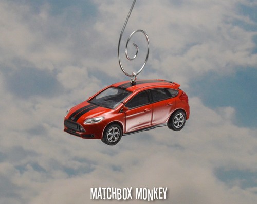 Ford Focus ST Personalizado 1/64 Adorno de Navidad Coche Híbrido Hatchback - Imagen 2 de 47
