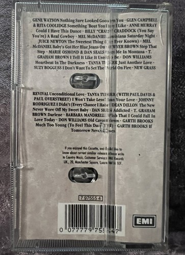 Capitol Classics 1980’s Cassette RARE Country Music - Picture 2 of 4