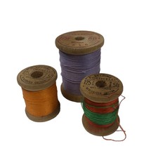 Lot of 3 Vintage Belding Corticelli Bel-Waxed Wooden Spools w/ Thread   Sewing
