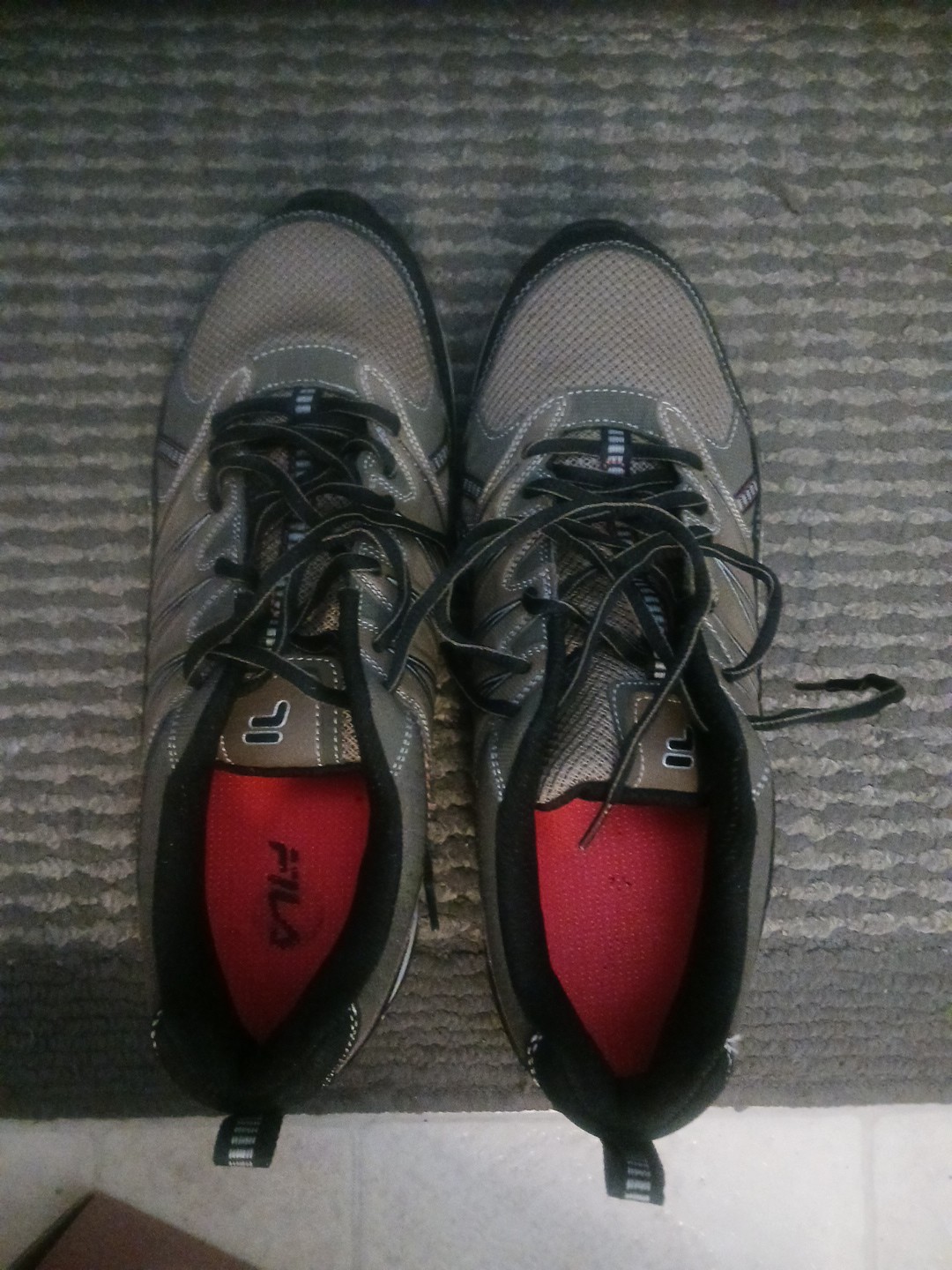 Scarpe da tennis uomo Fila taglia 13