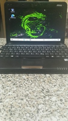 42. MSI Notebook Quick Star Guide mit Ladegerät und Tasche von Base XX