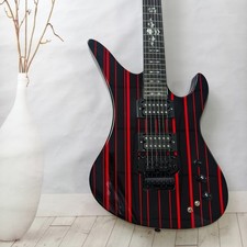 Schecter Synyster Gates Chitarra elettrica personalizzata - Nera con gessati rossi