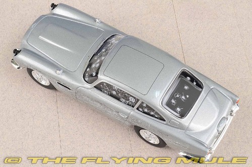 Corgi 1:36 DB5 James Bond - Picture 7 of 8