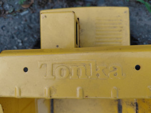 Tonka  Yellow/Black Diecast Dump Trucks Construction Vehicles