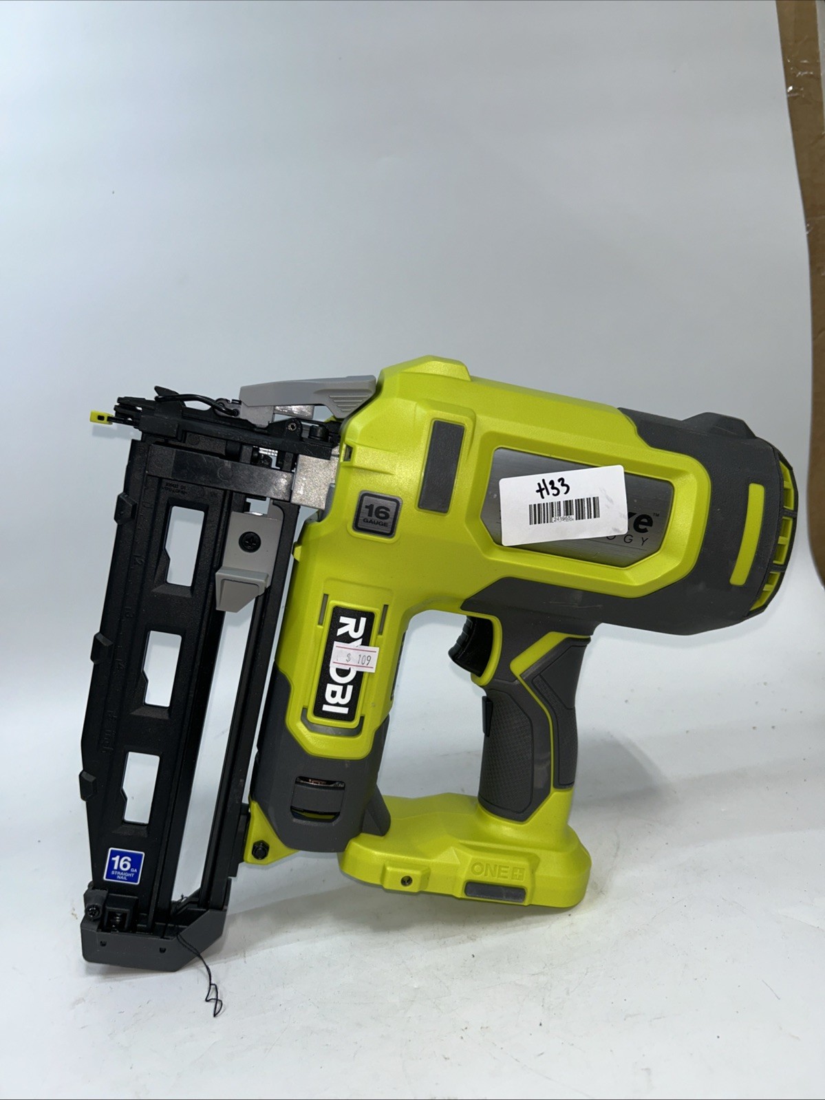 Ryobi ONE+ 18V 16-Gauge Cordless AirStrike Finish Nailer (To