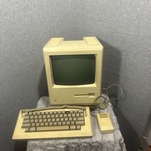 Vintage Original Apple Macintosh 512K M0001W Computer - Glockenspiel, schwarzer Bildschirm