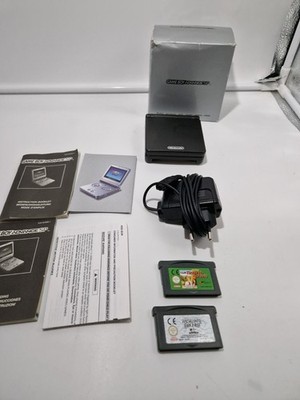 Gameboy Advance SP - Schwarz - Handheld Konsole + OVP Spiele - Gut Geprüpft
