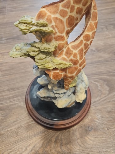 Giraffes in Love Statue Stephen Herrero Lofty Realm Series Mill Creek 723/2500 - Afbeelding 5 van 9