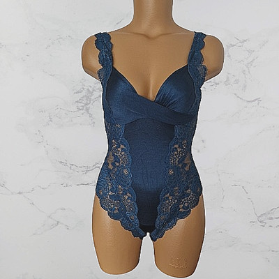 La Perla * seltener Exklusiver Body aus Spitze & Satin 70B  aus Sylter Boutique