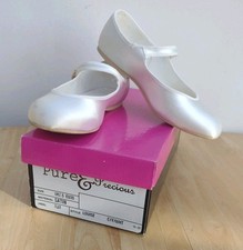 GIRLS WEDDING SHOES IVORY SATIN MARY JANE STYLE SIZE 2.5