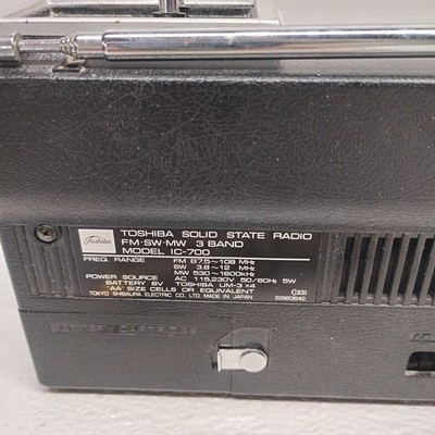 Vintage Toshiba Solid State Radio FM/SW/MW 3 Band IC-700 ICFET | eBay