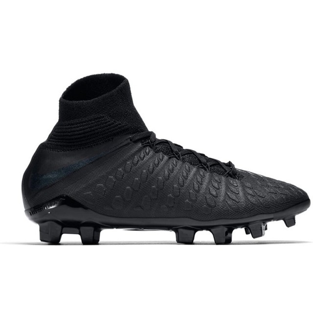 nike hypervenom cleats