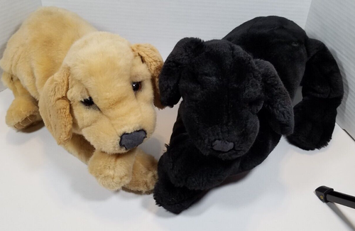 Folkmanis Labradores Negros y Amarillos Laboratorio Cachorro Perros Marioneta de Mano Peluche Realista - Imagen 3 de 15