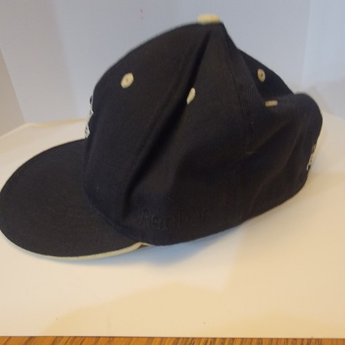 Pittsburgh Penguins Hat 7 1/2 Fitted Cap Black Flat Brim Bill Reebok 100% Wool - Picture 2 of 10