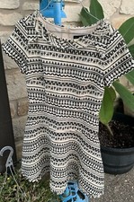 Banana Republic Dress Womens size 4 Flare Dress Fringed