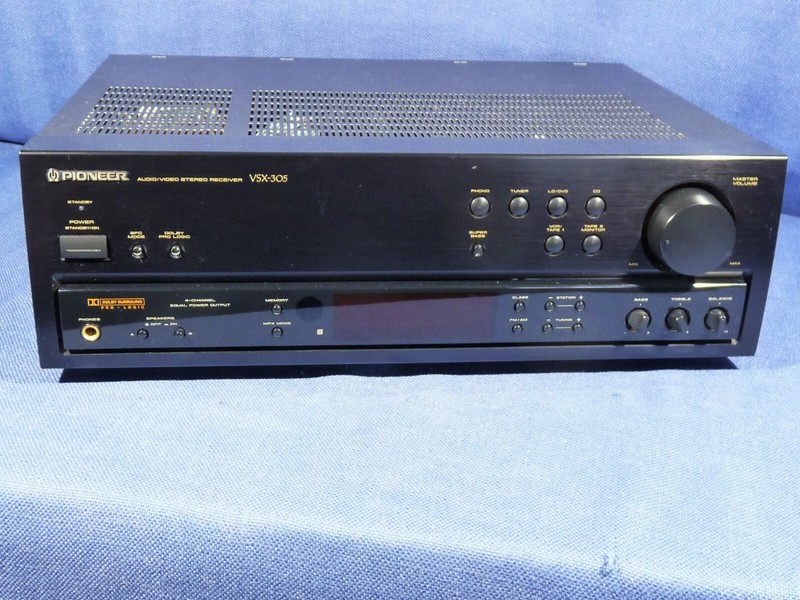 PIONEER VSX-305 AM/FM STEREO RECEIVER