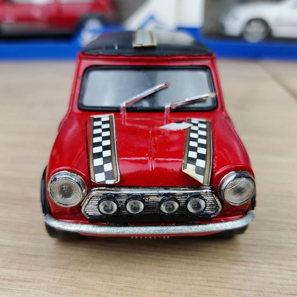 AUTO POLITOYS -M MINI COOPER ROUGE N°582 MADE IN ITALY 1:25 IN LOOSE - Immagine 3 di 4