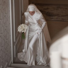 Simple Muslim Wedding Dresses Long Sleeves High Neck Silk Satin