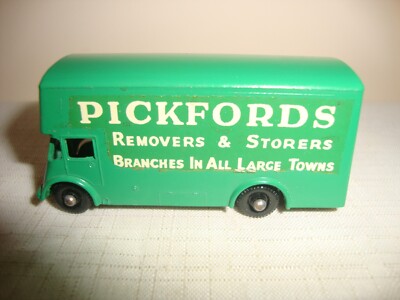 LESNEY MATCHBOX 1-75 46B PICKFORDS REMOVAL VAN - EXCELLENT in