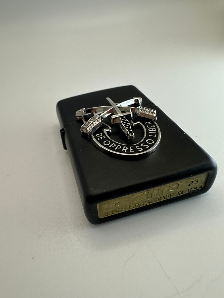 Custom Green Beret Special Forces Zippo Lighter - 'De Oppresso