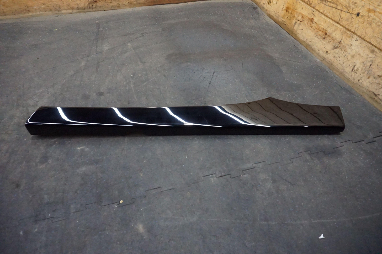 Rear Right Passenger Side Wood Door Trim Panel Black OEM Bentley Mulsanne 10-20