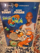 Warner Home Video Space Jam VHS With Bugs Bunny Coin Michael Jordan PG 1996