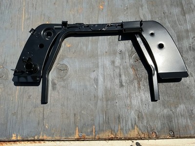 518322990 SKI DOO TUNDRA 2005-  R FRAME UPPER COLUMN    NEW