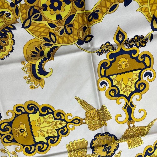 Sciarpa seta HERMES Carre 90 blu navy multicolore ornamentale uccellini fiori vintage - Foto 4 di 5