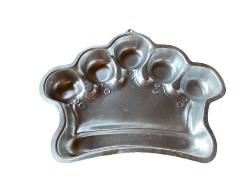 Crown Shaped Princess Queen Novelty Cake Pan. Vintage Wilton circa @2006