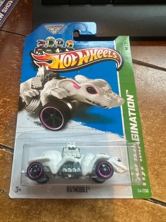 2013 Hot Wheels HW Imagination Ratmobile #54 White