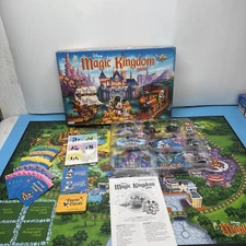 Disney Magic Kingdom Game, Parker Brothers, - 41489 - 2004 - 100% Complete