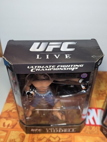 Figurina UFC Live Chuck Liddell & Randy Couture 2010 - Zuffa Round 5 - nuova con scatola - Foto 2 di 16