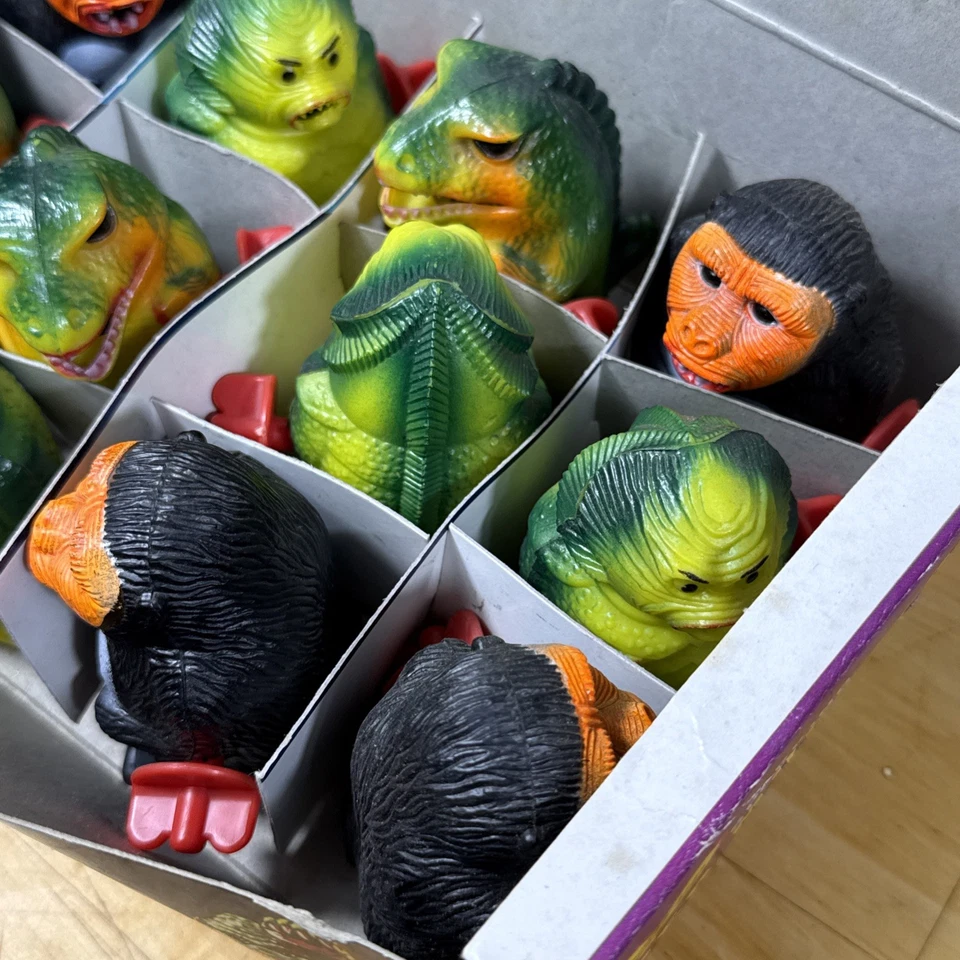 Estuche Completo Vintage Wind up Sparking Super Monsters Little Walkers ¡Nuevo Stock Antiguo!! Foto 3 de 4