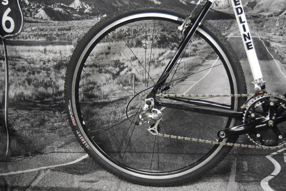 BICICLETA CICLOCROSS REDLINE CONQUEST PRO TALLA X-GRANDE, 60 CM ALUMINIO 105 GRUPO Foto 2 de 4