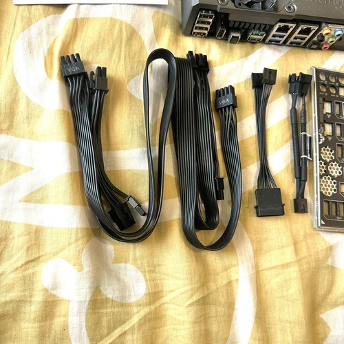 ASUS SABERTOOTH X99 Motherboard LGA-2011 v.3 Open Box - Bild 7 von 19