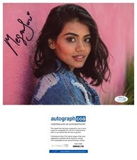 Megan Suri ‘Never Have I Ever’ Signed Autograph 8x10 Photo ‘Aneesa’ ACOA Sexy