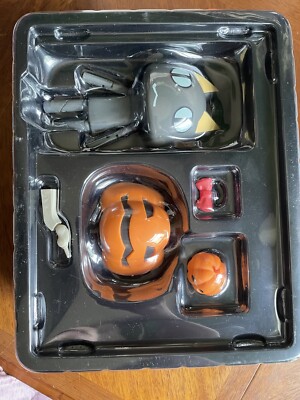 Halloween ver Toro / Kuro Prize Revoltech Costume Series #2