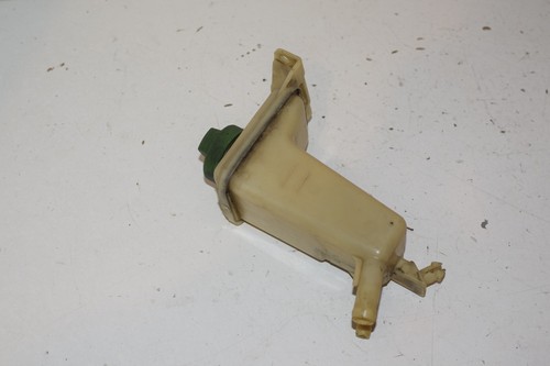 VW Passat 3B Audi A4 A6 Servoöl Ausgleichsbehälter 8D0422373C 8D0422371H