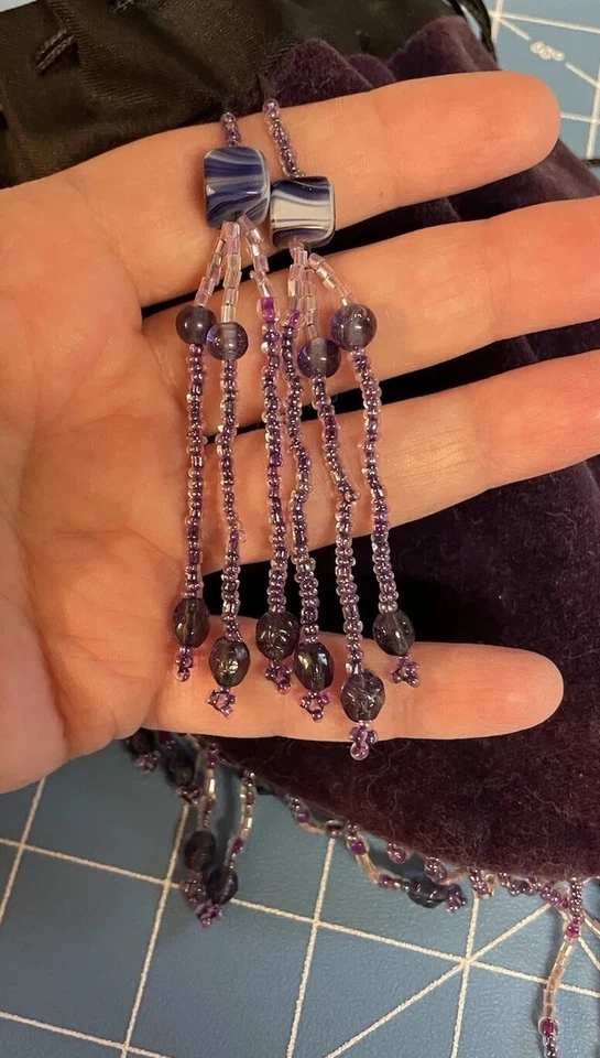 90 年代紫色天鹅绒斜挎包串珠巫术条纹波西米亚嬉皮波西米亚硬币钱包 — 第 3/4 张图片