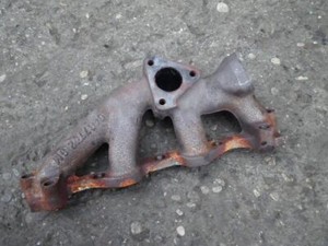 Auspuffkrümmer Abgaskrümmer 90467732 OPEL Astra G Caravan (T98) 1.7 TD 50 kW