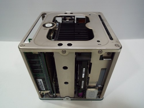 Apple Power Mac G4 Cube Model M7886 OS9.2 PowerPC G4 450 MHz 128MB RAM 20GB HDD - 第 18/20 張圖片