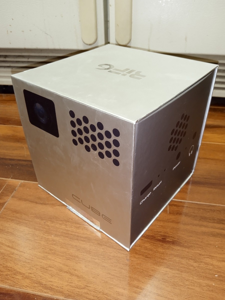 RIF6 Cube 2-inch Mobile Projector with 20,000 Hour LED Light and 120-i(中古品) RIF6 Cube Mini Portable Handheld Screen Projector RF00048 DLP